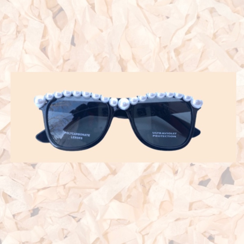 Pearl Shades